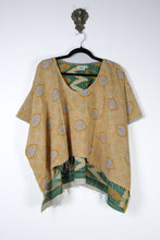 Load image into Gallery viewer, Dreamer Kantha Top S/M (16950)