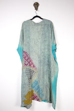 Load image into Gallery viewer, Silk Flow Robe (17134)