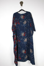 Load image into Gallery viewer, Silk Flow Robe (17143)