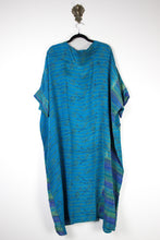 Load image into Gallery viewer, Silk Flow Robe (17144)