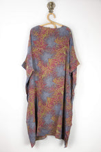 Load image into Gallery viewer, Silk Flow Robe (5789)