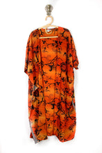 Load image into Gallery viewer, Silk Flow Robe (6999)