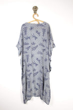 Load image into Gallery viewer, Silk Flow Robe (7879)