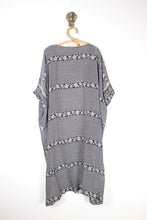 Load image into Gallery viewer, Silk Flow Robe (7883)