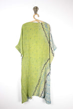 Load image into Gallery viewer, Silk Flow Robe (7886)