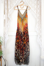 Load image into Gallery viewer, Free Spirit Silk Dress M-L (2202)