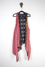 Cargar imagen en el visor de la galería, Gemini Hooded Vest (16229)