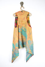Load image into Gallery viewer, Gemini Vest (14313)