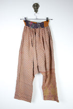 Load image into Gallery viewer, Kantha Harem Pants 2/3XL (16679)