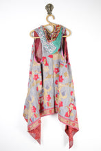 Load image into Gallery viewer, Gemini Hooded Vest (14335)