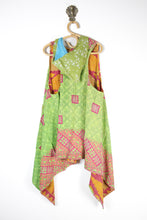 Load image into Gallery viewer, Gemini Hooded Vest (14337)