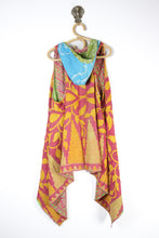 Load image into Gallery viewer, Gemini Hooded Vest (14337)