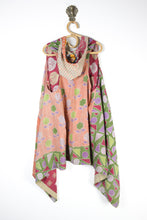 Load image into Gallery viewer, Gemini Hooded Vest (14350)