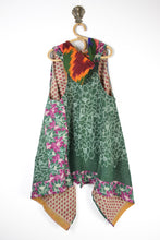 Load image into Gallery viewer, Gemini Hooded Vest (14359)