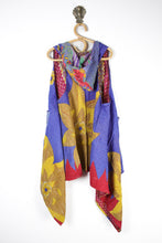 Load image into Gallery viewer, Gemini Hooded Vest (14365)