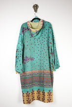 Load image into Gallery viewer, Indira Kantha Robe 2XL (17094)