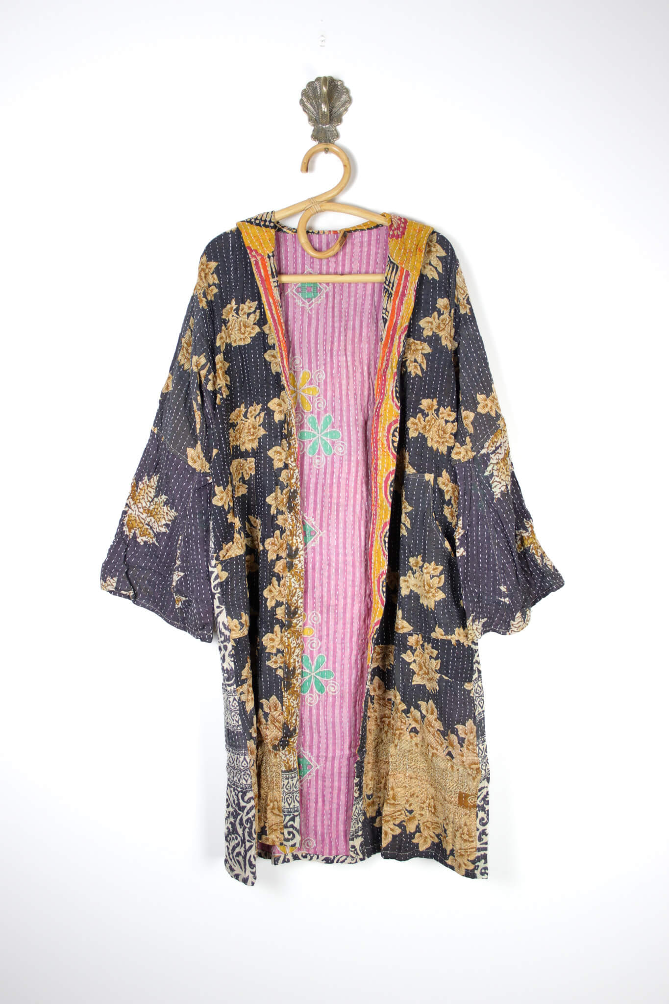 Indira Kantha Robe M (8051)
