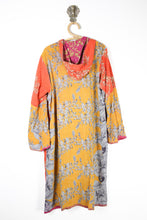 Load image into Gallery viewer, Indira Kantha Robe XL (8102)
