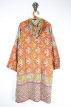 Load image into Gallery viewer, Indira Kantha Robe XL (13870)