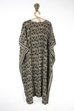Load image into Gallery viewer, Silk Ishka Kaftan (12148)