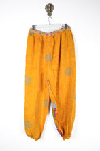 Carica l&#39;immagine nel visualizzatore di Gallery, Tula Kantha Joggers XL (11836)