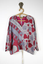 Load image into Gallery viewer, Jovie Kantha Top 2/3XL (14994)