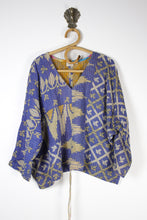 Load image into Gallery viewer, Jovie Kantha Top 2/3XL (14999)