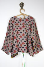 Load image into Gallery viewer, Jovie Kantha Top L/XL (14986)
