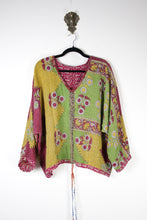 Load image into Gallery viewer, Jovie Kantha Top L/XL (16775)