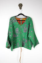 Load image into Gallery viewer, Jovie Kantha Top L/XL (16784)