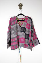 Load image into Gallery viewer, Jovie Kantha Top L/XL (16786)