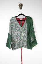 Load image into Gallery viewer, Jovie Kantha Top S/M (16768)