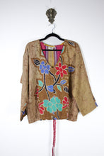 Load image into Gallery viewer, Jovie Kantha Top S/M (16772)
