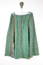 Load image into Gallery viewer, Juno Kantha Skirt 2XL (7942)