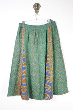 Load image into Gallery viewer, Juno Kantha Skirt 2XL (7942)