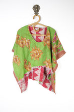 Carica l&#39;immagine nel visualizzatore di Gallery, Dreamer Kantha Top S/M (11988)