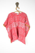 Carica l&#39;immagine nel visualizzatore di Gallery, Dreamer Kantha Top S/M (11998)