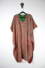 Cargar imagen en el visor de la galería, Kantha Ishka Kaftan (16746)