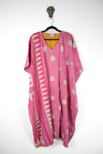 Cargar imagen en el visor de la galería, Kantha Ishka Kaftan (16749)