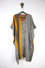 Cargar imagen en el visor de la galería, Kantha Ishka Kaftan (16759)