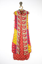 Load image into Gallery viewer, Kavi Kantha Vest M (11701)