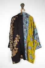 Load image into Gallery viewer, Kindred Spirit Coat (16009)