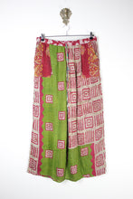 Cargar imagen en el visor de la galería, Kantha Lounge Pants 3XL (18162)