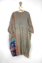 Load image into Gallery viewer, Kantha Ruana l/slv (4602)