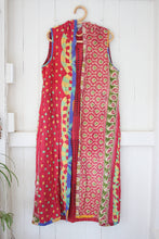 Load image into Gallery viewer, Mahuya Hooded Vest (3291)