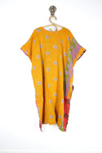 Load image into Gallery viewer, Mantra Kantha Tunic (8419)