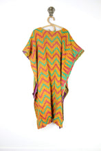 Load image into Gallery viewer, Mantra Kantha Tunic (8440)