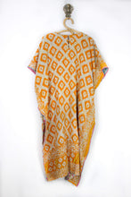 Load image into Gallery viewer, Mantra Kantha Tunic (4863)