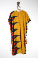 Load image into Gallery viewer, Mantra Kantha Tunic (13142)