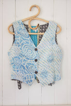 Load image into Gallery viewer, Moksha Reversible Kantha Vest M (3021)